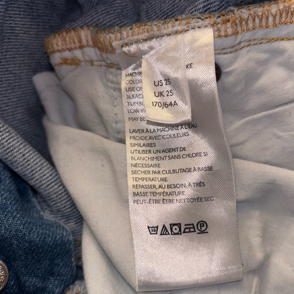 We The Free Light Wash Distressed Women's Jeans - Picture 4 of 5